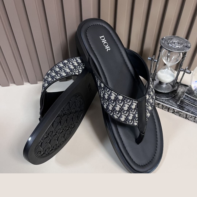 ch**an D*or slippers